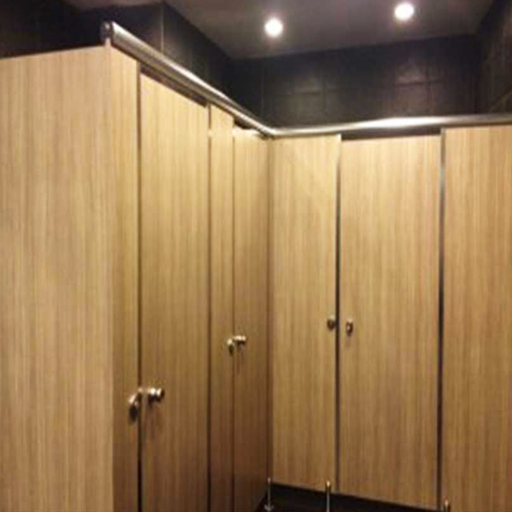 Wood pattern toilet partition